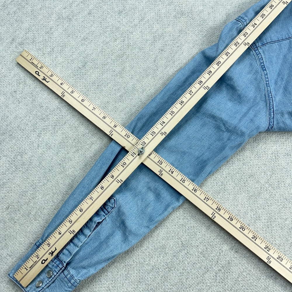 Levis Denim Shirt Men Large Light Blue Pearl Snap Western Yoke Jean Cowboy - Picture 9 of 10